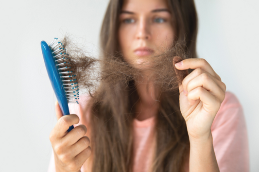 hair loss, brush