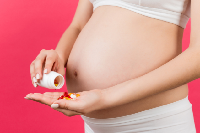 pregnant, prenatal vitamins